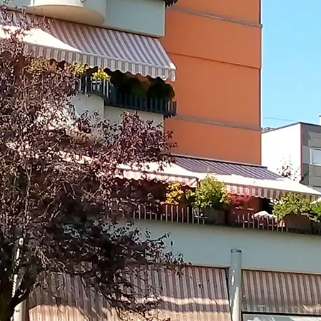 Metro 3*